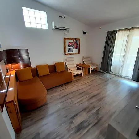 Tea-Dream House Apartment Cesarica Exterior photo
